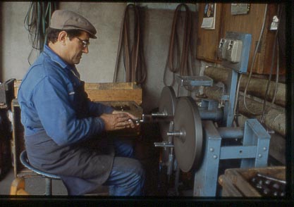 ouvrier polisseur de couteaux forgés de sabatier thiers bellvue